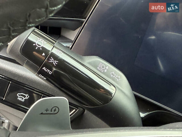 Сірий Кіа Niro, об'ємом двигуна 0 л та пробігом 35 тис. км за 23900 $, фото 70 на Automoto.ua