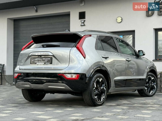 Сірий Кіа Niro, об'ємом двигуна 0 л та пробігом 35 тис. км за 23900 $, фото 30 на Automoto.ua