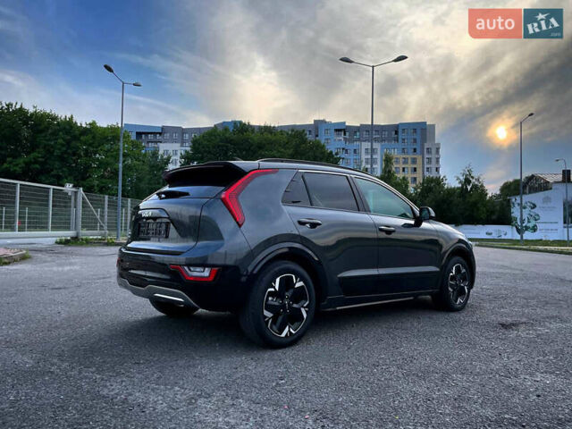 Сірий Кіа Niro, об'ємом двигуна 0 л та пробігом 1 тис. км за 26300 $, фото 4 на Automoto.ua