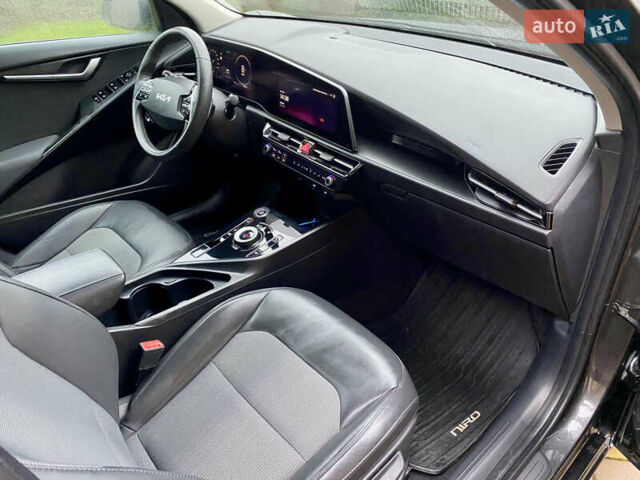 Серый Киа Niro, объемом двигателя 0 л и пробегом 122 тыс. км за 24500 $, фото 44 на Automoto.ua