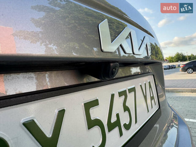 Серый Киа Niro, объемом двигателя 0 л и пробегом 49 тыс. км за 23600 $, фото 37 на Automoto.ua