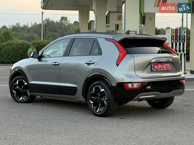 Серый Киа Niro, объемом двигателя 0 л и пробегом 118 тыс. км за 21999 $, фото 13 на Automoto.ua
