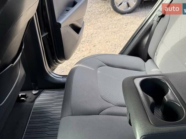 Сірий Кіа Niro, об'ємом двигуна 0 л та пробігом 42 тис. км за 25950 $, фото 70 на Automoto.ua