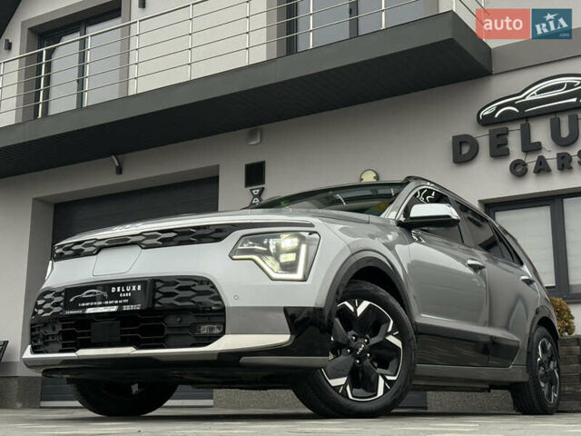 Серый Киа Niro, объемом двигателя 0 л и пробегом 54 тыс. км за 26700 $, фото 10 на Automoto.ua
