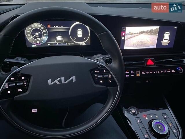 Серый Киа Niro, объемом двигателя 0 л и пробегом 170 тыс. км за 20500 $, фото 6 на Automoto.ua