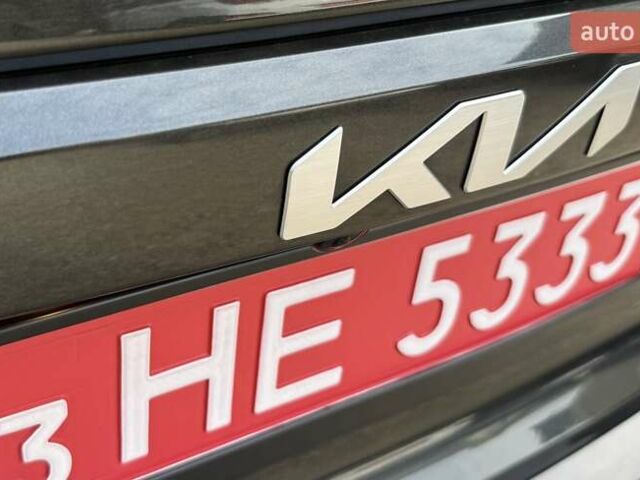Сірий Кіа Niro, об'ємом двигуна 0 л та пробігом 42 тис. км за 25950 $, фото 36 на Automoto.ua