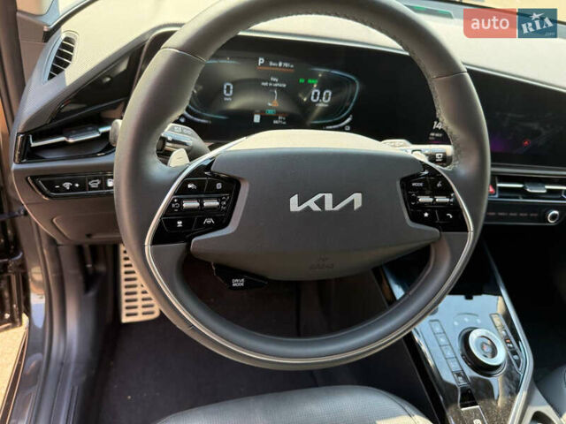 Серый Киа Niro, объемом двигателя 1.58 л и пробегом 6 тыс. км за 30500 $, фото 10 на Automoto.ua