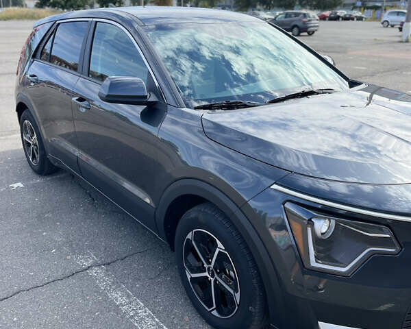 Сірий Кіа Niro, об'ємом двигуна 1.58 л та пробігом 4 тис. км за 23500 $, фото 9 на Automoto.ua