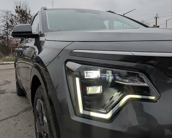 Серый Киа Niro, объемом двигателя 0 л и пробегом 29 тыс. км за 25900 $, фото 13 на Automoto.ua