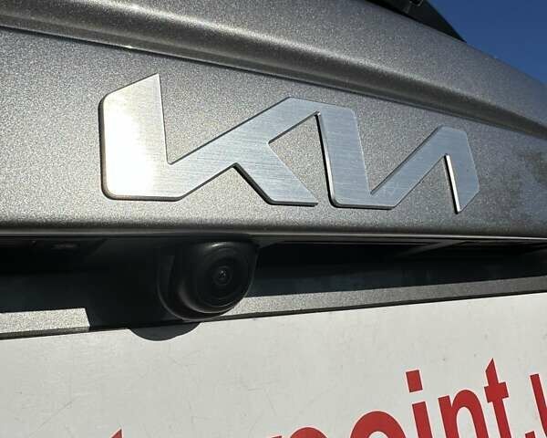Сірий Кіа Niro, об'ємом двигуна 0 л та пробігом 36 тис. км за 23999 $, фото 11 на Automoto.ua