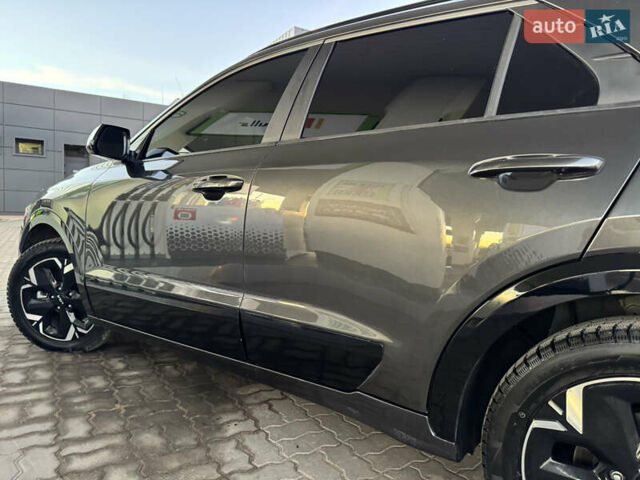 Серый Киа Niro, объемом двигателя 0 л и пробегом 80 тыс. км за 23750 $, фото 6 на Automoto.ua