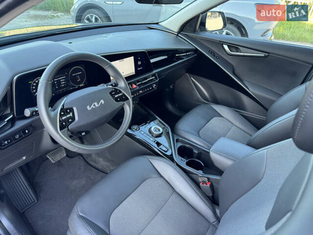 Серый Киа Niro, объемом двигателя 0 л и пробегом 26 тыс. км за 23800 $, фото 8 на Automoto.ua