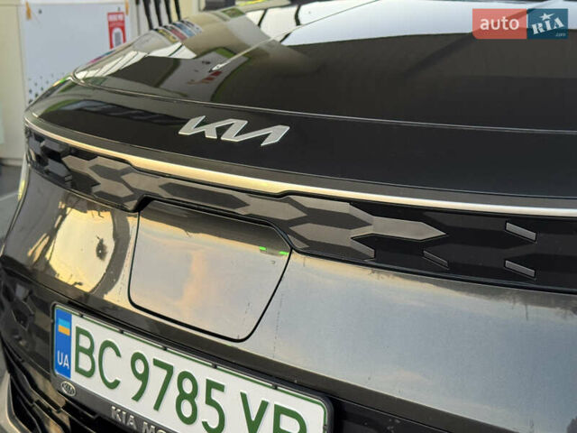 Серый Киа Niro, объемом двигателя 0 л и пробегом 80 тыс. км за 23750 $, фото 32 на Automoto.ua