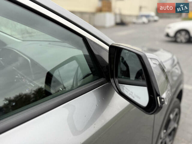 Сірий Кіа Niro, об'ємом двигуна 1.58 л та пробігом 52 тис. км за 23700 $, фото 4 на Automoto.ua