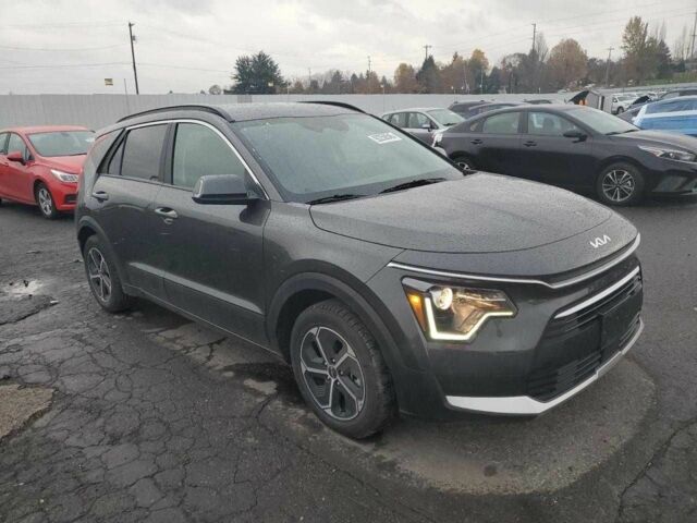 Сірий Кіа Niro, об'ємом двигуна 1.6 л та пробігом 50 тис. км за 6900 $, фото 3 на Automoto.ua