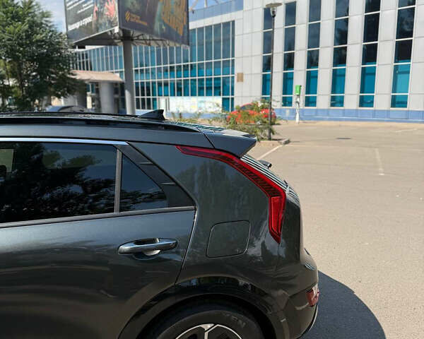 Серый Киа Niro, объемом двигателя 1.58 л и пробегом 6 тыс. км за 30500 $, фото 22 на Automoto.ua