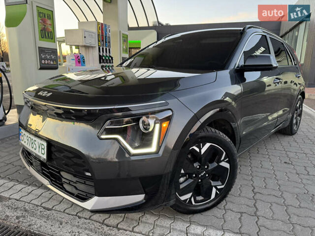 Серый Киа Niro, объемом двигателя 0 л и пробегом 80 тыс. км за 23750 $, фото 31 на Automoto.ua