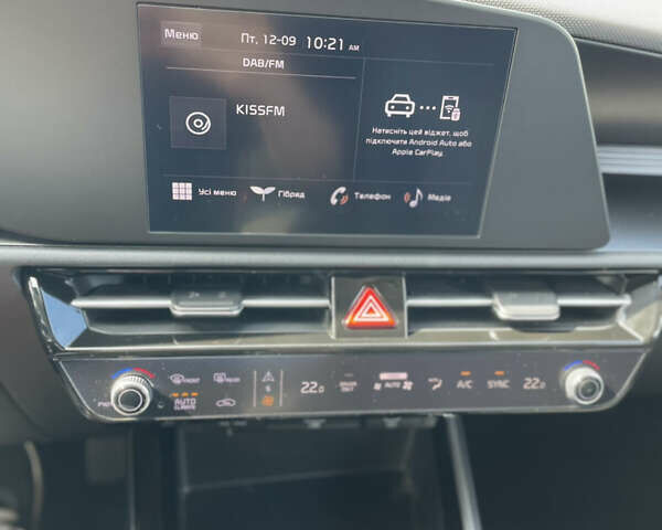 Сірий Кіа Niro, об'ємом двигуна 1.58 л та пробігом 4 тис. км за 23500 $, фото 31 на Automoto.ua