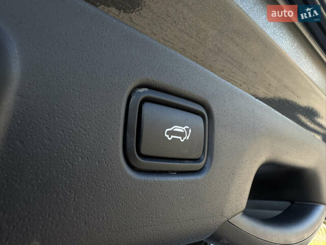 Серый Киа Niro, объемом двигателя 0 л и пробегом 26 тыс. км за 23800 $, фото 20 на Automoto.ua