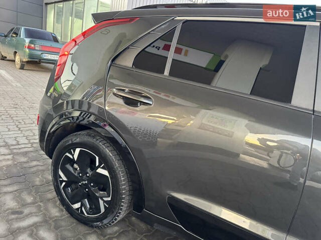 Серый Киа Niro, объемом двигателя 0 л и пробегом 80 тыс. км за 23750 $, фото 40 на Automoto.ua