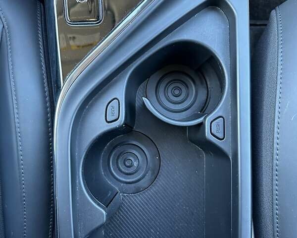 Сірий Кіа Niro, об'ємом двигуна 0 л та пробігом 36 тис. км за 23999 $, фото 29 на Automoto.ua