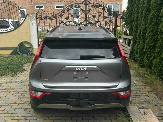 Сірий Кіа Niro, об'ємом двигуна 0 л та пробігом 59 тис. км за 10700 $, фото 2 на Automoto.ua