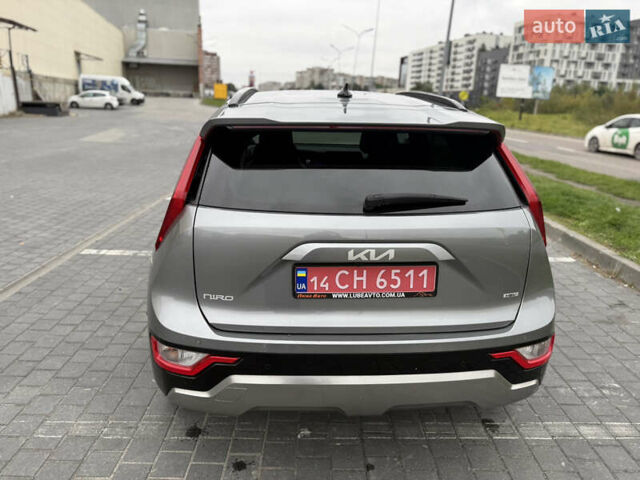 Сірий Кіа Niro, об'ємом двигуна 1.58 л та пробігом 52 тис. км за 23700 $, фото 9 на Automoto.ua