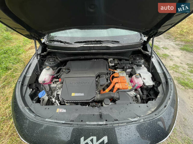Серый Киа Niro, объемом двигателя 1.58 л и пробегом 6 тыс. км за 25900 $, фото 17 на Automoto.ua