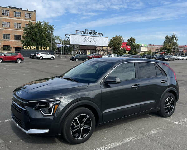 Сірий Кіа Niro, об'ємом двигуна 1.58 л та пробігом 4 тис. км за 23500 $, фото 2 на Automoto.ua