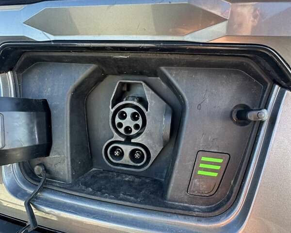 Сірий Кіа Niro, об'ємом двигуна 0 л та пробігом 36 тис. км за 23999 $, фото 24 на Automoto.ua