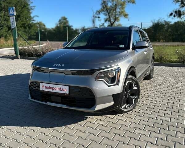Сірий Кіа Niro, об'ємом двигуна 0 л та пробігом 36 тис. км за 23999 $, фото 3 на Automoto.ua