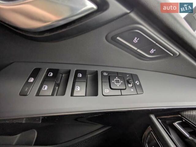 Серый Киа Niro, объемом двигателя 0 л и пробегом 29 тыс. км за 25900 $, фото 21 на Automoto.ua