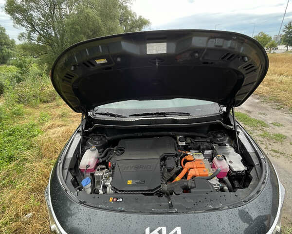 Серый Киа Niro, объемом двигателя 1.58 л и пробегом 6 тыс. км за 25900 $, фото 18 на Automoto.ua