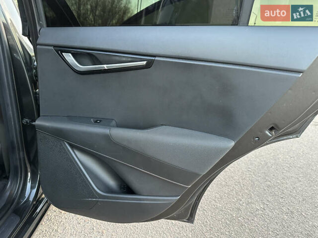 Серый Киа Niro, объемом двигателя 0 л и пробегом 80 тыс. км за 23750 $, фото 87 на Automoto.ua