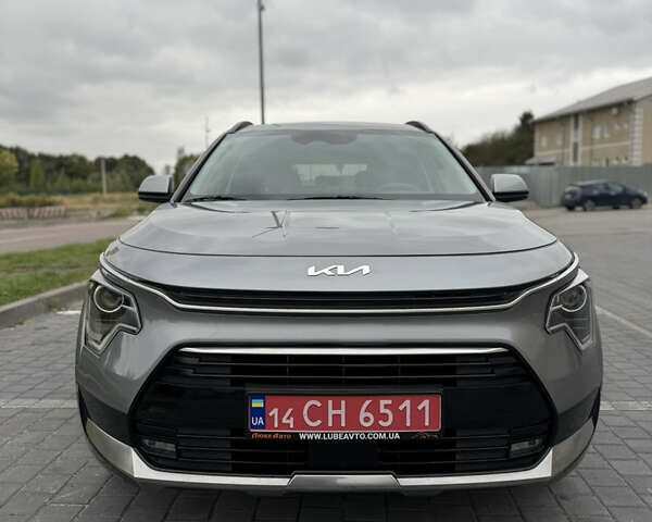 Сірий Кіа Niro, об'ємом двигуна 1.58 л та пробігом 52 тис. км за 23700 $, фото 1 на Automoto.ua