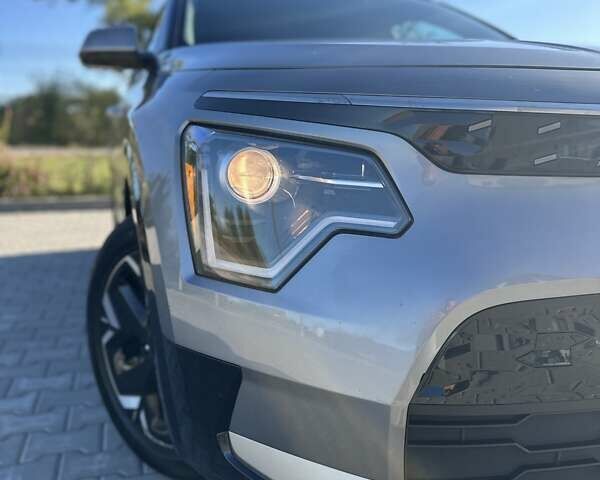 Серый Киа Niro, объемом двигателя 0 л и пробегом 36 тыс. км за 23999 $, фото 1 на Automoto.ua