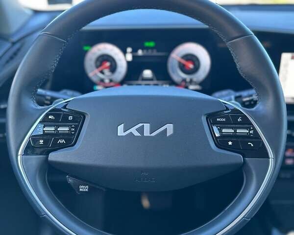 Серый Киа Niro, объемом двигателя 0 л и пробегом 36 тыс. км за 23999 $, фото 21 на Automoto.ua