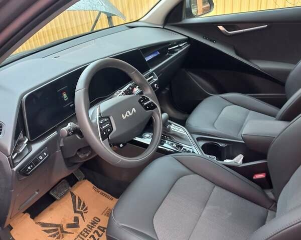 Сірий Кіа Niro, об'ємом двигуна 1.58 л та пробігом 3 тис. км за 27300 $, фото 14 на Automoto.ua