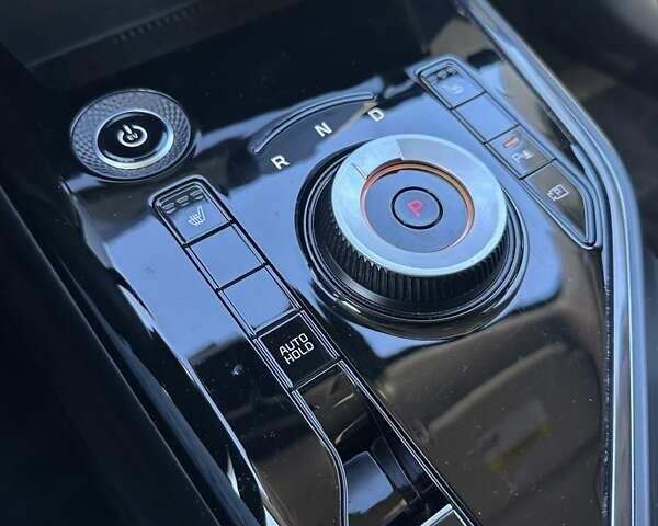 Сірий Кіа Niro, об'ємом двигуна 0 л та пробігом 36 тис. км за 23999 $, фото 23 на Automoto.ua