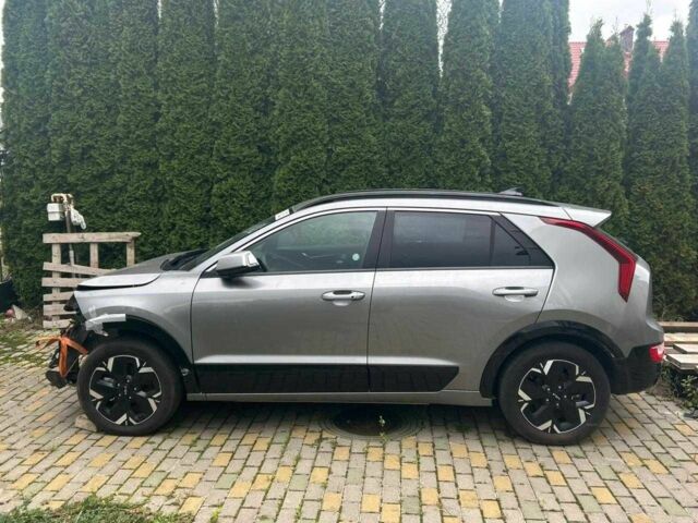 Сірий Кіа Niro, об'ємом двигуна 0 л та пробігом 59 тис. км за 10700 $, фото 1 на Automoto.ua