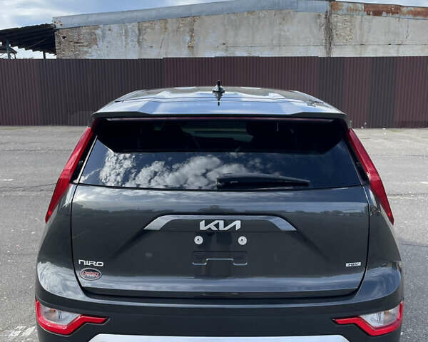 Сірий Кіа Niro, об'ємом двигуна 1.58 л та пробігом 4 тис. км за 23500 $, фото 6 на Automoto.ua