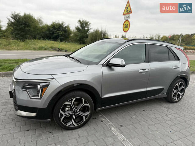 Сірий Кіа Niro, об'ємом двигуна 1.58 л та пробігом 52 тис. км за 23700 $, фото 13 на Automoto.ua