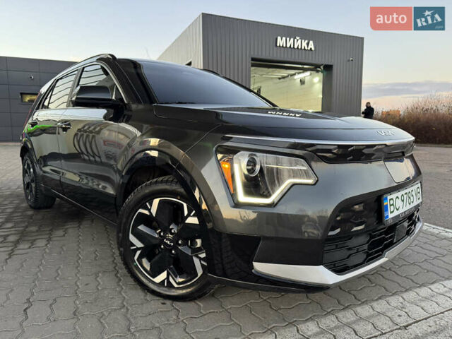 Серый Киа Niro, объемом двигателя 0 л и пробегом 80 тыс. км за 23750 $, фото 44 на Automoto.ua