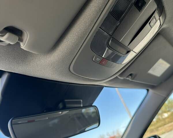 Сірий Кіа Niro, об'ємом двигуна 0 л та пробігом 36 тис. км за 23999 $, фото 27 на Automoto.ua