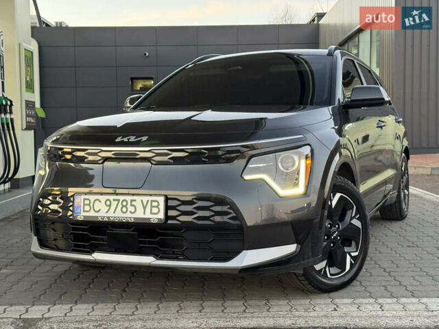 Серый Киа Niro, объемом двигателя 0 л и пробегом 80 тыс. км за 23750 $, фото 35 на Automoto.ua