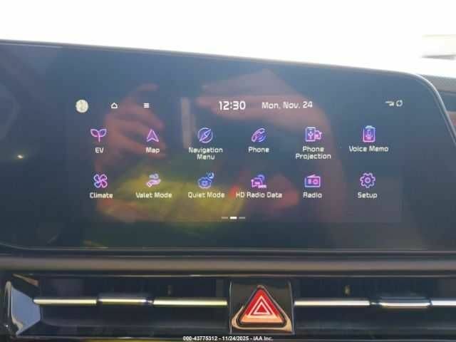Сірий Кіа Niro, об'ємом двигуна 0 л та пробігом 1 тис. км за 9000 $, фото 16 на Automoto.ua