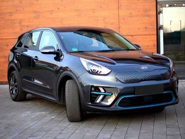 Сірий Кіа Niro, об'ємом двигуна 0 л та пробігом 67 тис. км за 15000 $, фото 1 на Automoto.ua