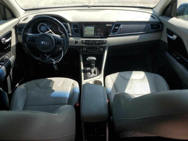 Синий Киа Niro, объемом двигателя 1.6 л и пробегом 170 тыс. км за 2700 $, фото 7 на Automoto.ua