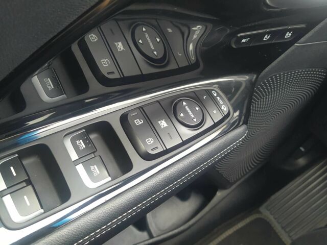 Синий Киа Niro, объемом двигателя 0 л и пробегом 121 тыс. км за 18355 $, фото 10 на Automoto.ua