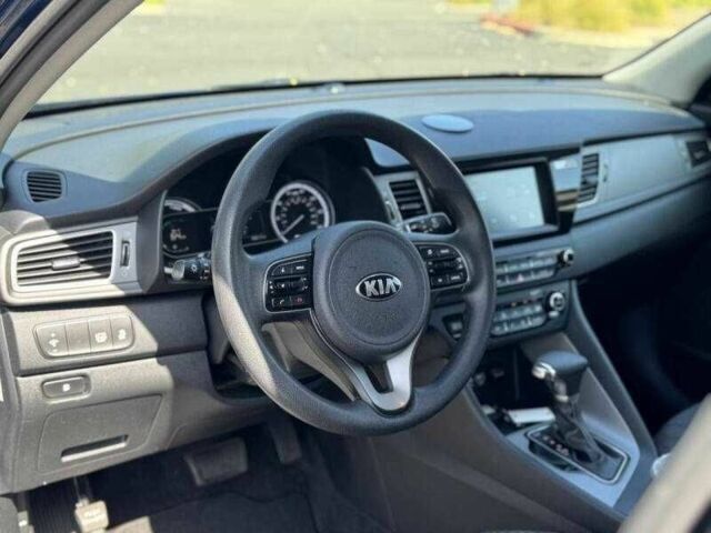 Синій Кіа Niro, об'ємом двигуна 1.6 л та пробігом 49 тис. км за 3500 $, фото 6 на Automoto.ua